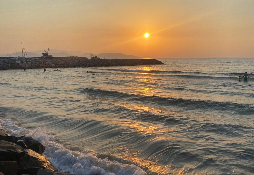 Güzelçamlı marina, gün batımı