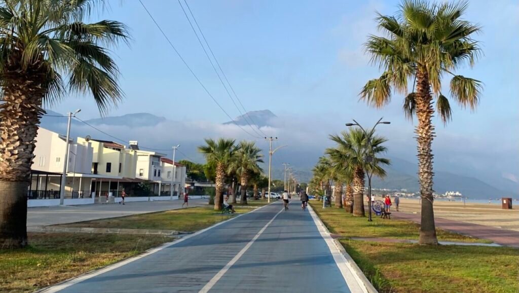 Sevgi Yolu Güzelçamlı Tarafı